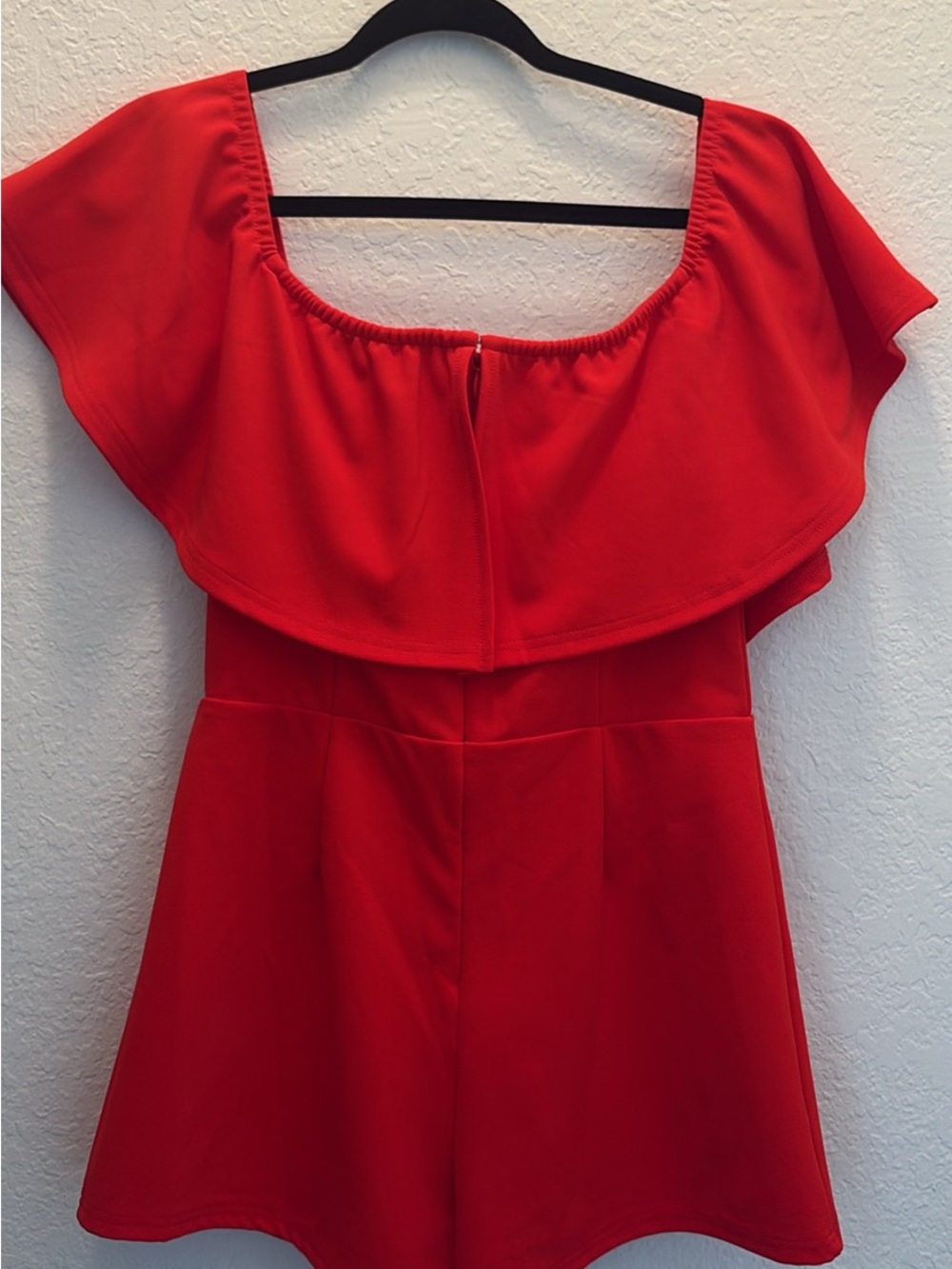 Red Off-Shoulder Ruffle Romper - Picture 2 of 2